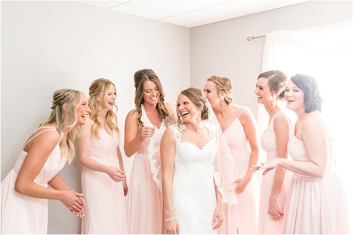 3 Secrets To The Perfect Wedding Bridal Getting Ready Room Bethany 