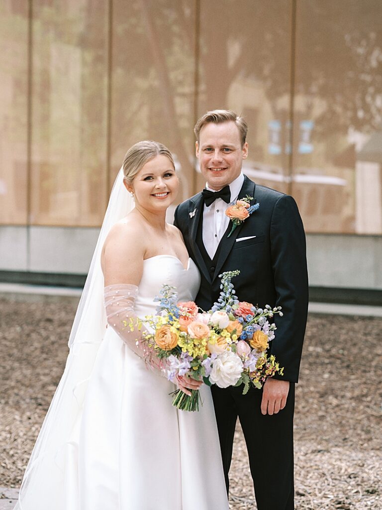 Bride and Groom downtown Des Moines wedding