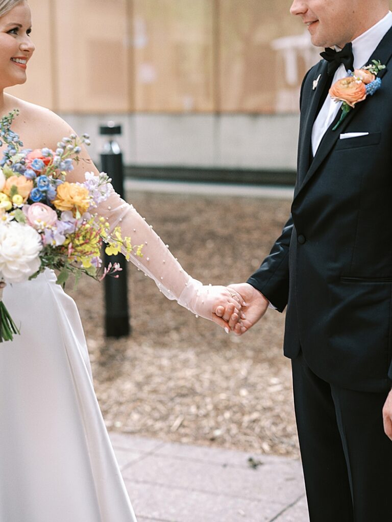 Bride and Groom downtown Des Moines wedding